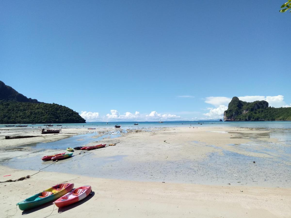 Dalum Beachhouse Phi Phi-öarna Exteriör bild